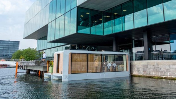 La lumière du jour sur l'eau : VELUX et Seanics réinventent l'espace