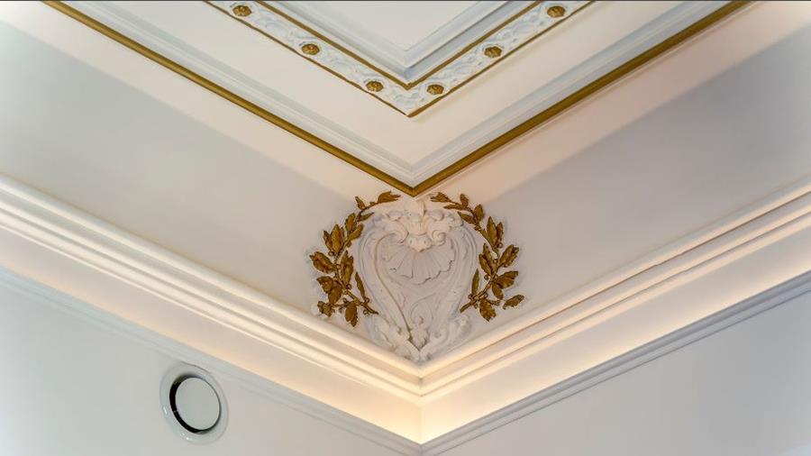 Gouden sierplafonds in Leuvens herenhuis
