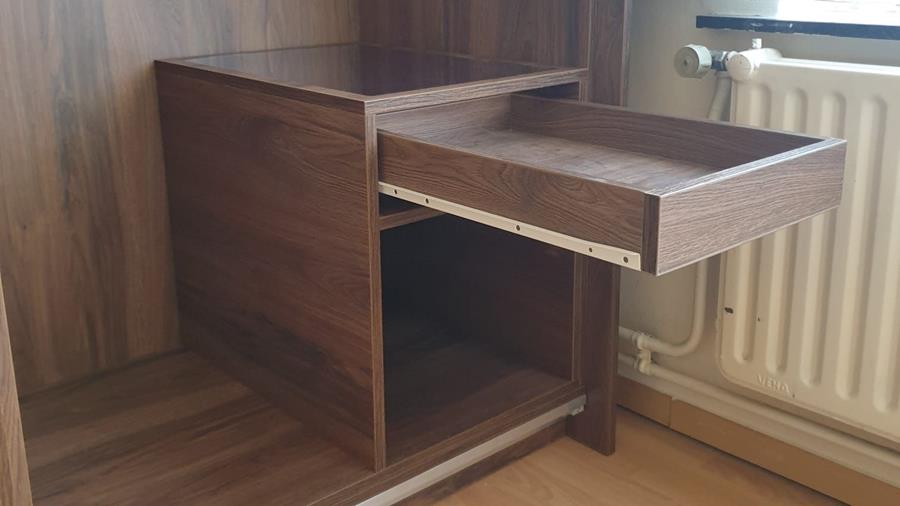 Furkan Balci a créé un meuble à portes coulissantes multifonctionnel