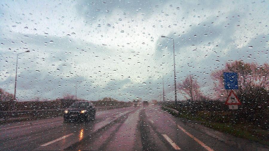 Les statistiques ensoleillées des occasions et des voitures neuves en un mois de juillet pourri