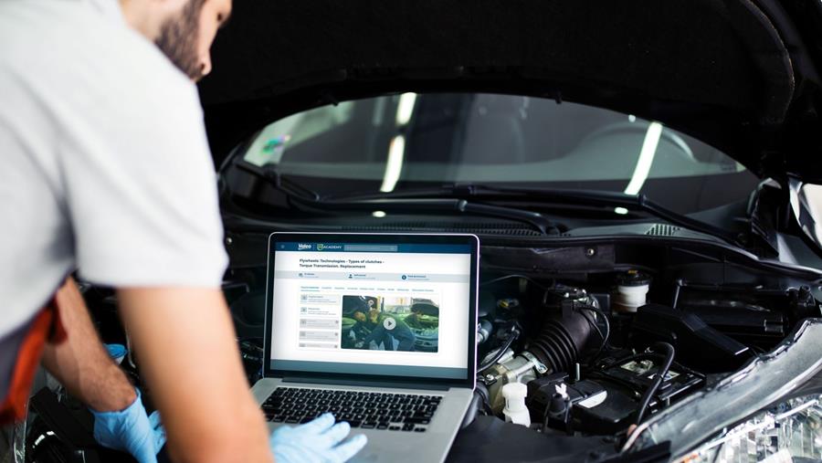 Valeo renforce l'expertise des mécaniciens grâce au lancement de Valeo Tech Academy