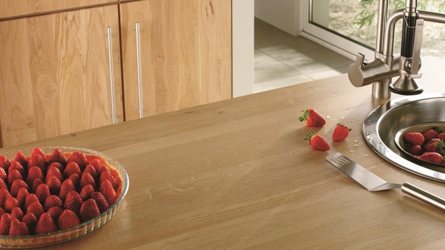 Traitement du bois sur les surfaces à usage intensif