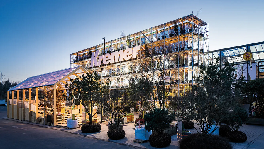 Kremer Gartencenter te woord tijdens 11e Global DIY-Summit