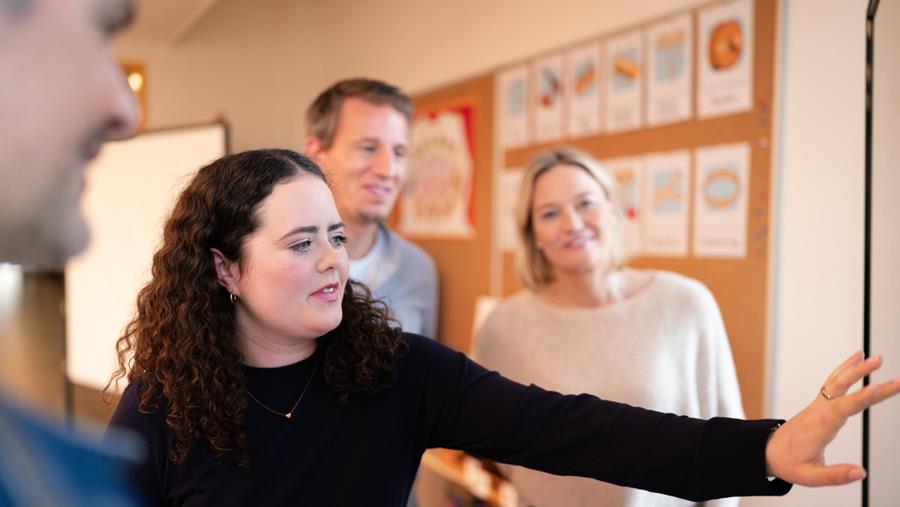 edding lance la Educators of Tomorrow Community