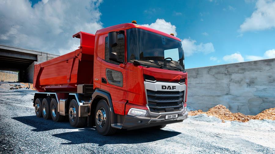 DAF élargit sa gamme avec un châssis 10x4 construit en usine