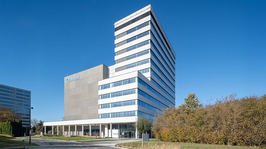 Innovatie en huiselijkheid onder één dak: hoe Inofec de R&D-hub van Daikin in Gent vormgaf