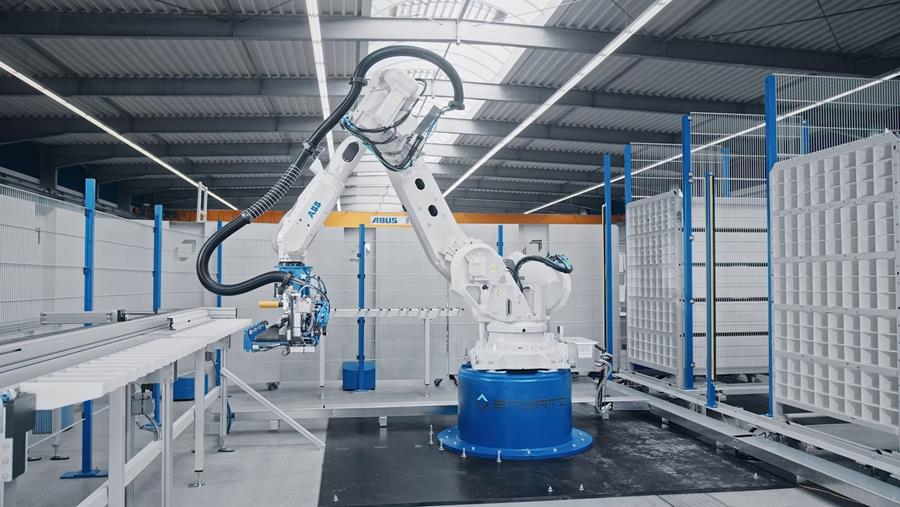 One company: één visie voor de toekomst van pvc- en hybride raam- en deurproductie