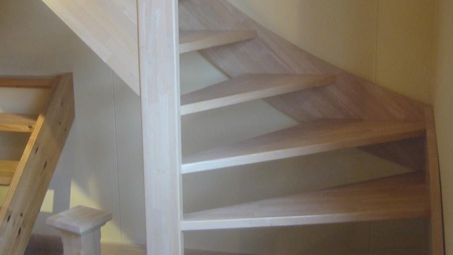 ORIGINE ET PROPRIETES DE L’HEVEA